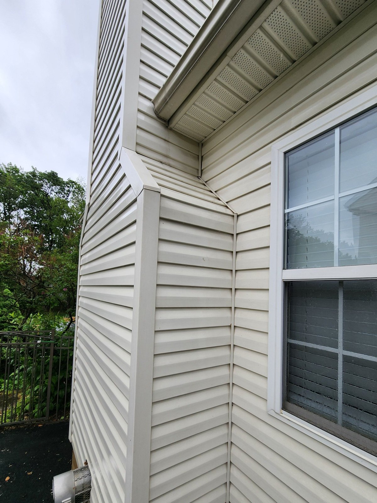 House soft washing in Bethlehem — after
