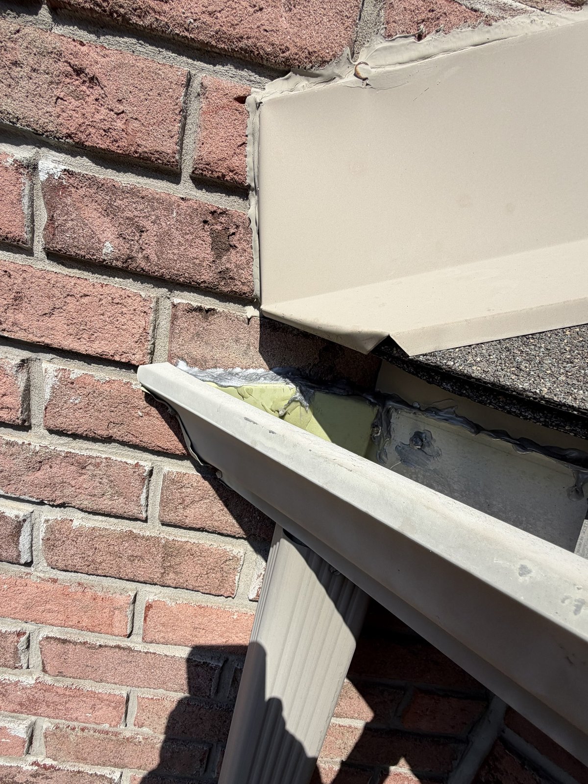Gutter repair in Palisades Park — after
